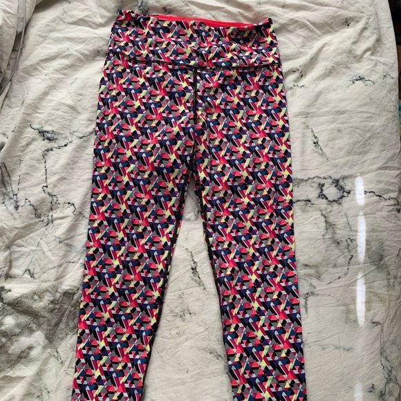 Victoria's Secret Sport  Knockout Tights - Picture 1 of 4